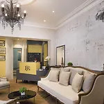 A L'hôtel Des Roys Versailles