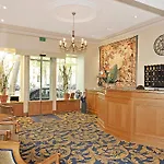 A L'hôtel Des Roys Hotel 3*
