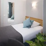 A L'hôtel Des Roys Hotel