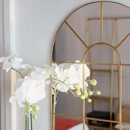 A L'hotel Des Roys Hotel Versailles