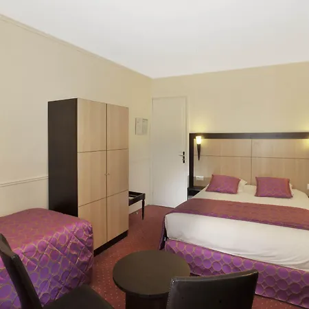 A L'hotel Des Roys Hotel