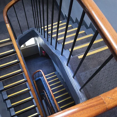 A L'hôtel Des Roys Versailles