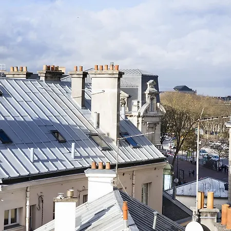 A L'hôtel Des Roys Hotel Versailles