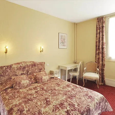 A L'hôtel Des Roys Hotel Versailles