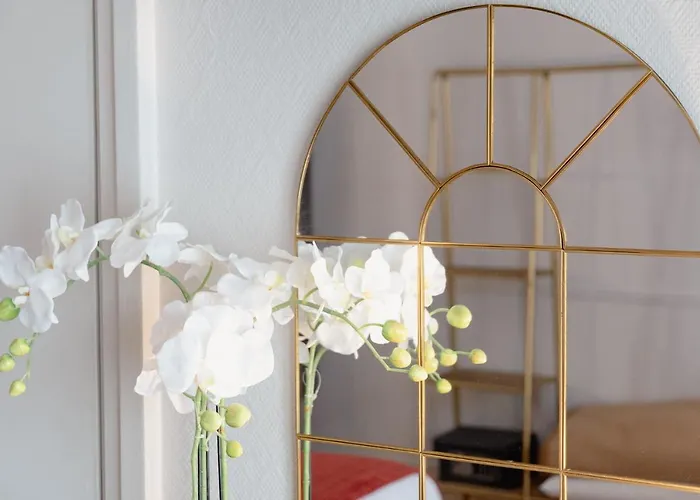 A L'hotel Des Roys Отель Версаль