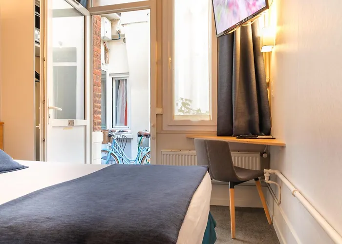 Отель A L'hotel Des Roys Версаль