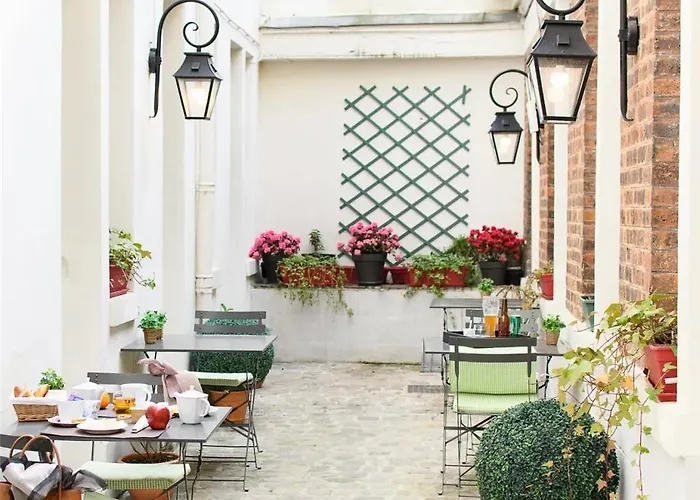 A L'hotel Des Roys Отель Версаль