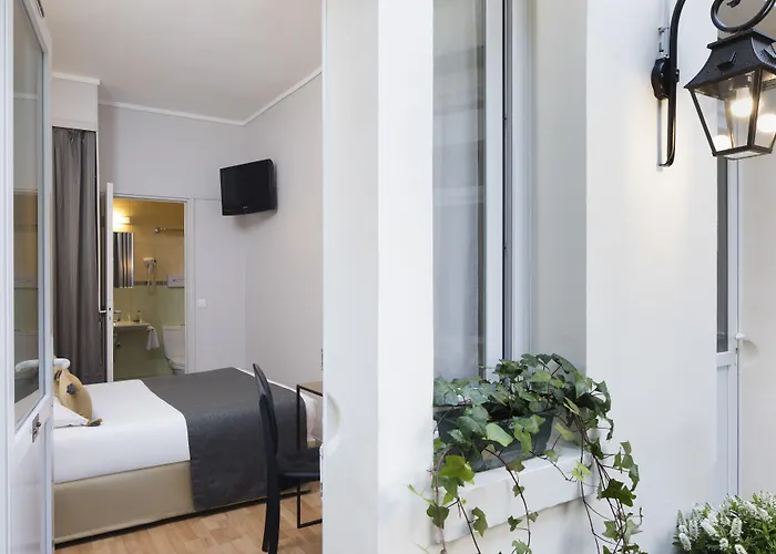 Hotel A L'hotel Des Roys