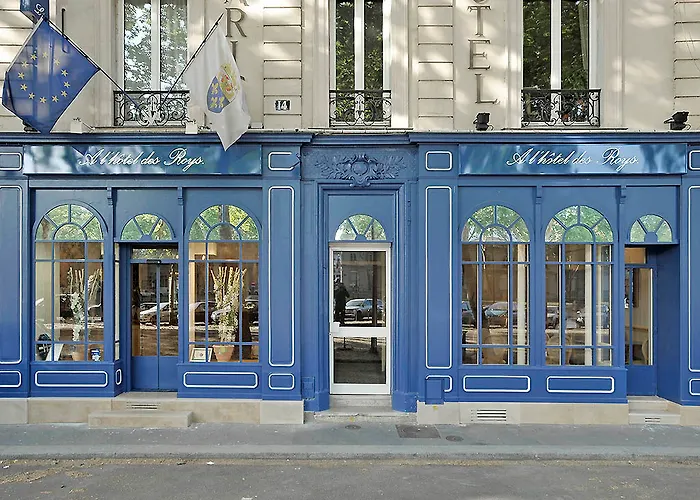 Отель A L'hotel Des Roys